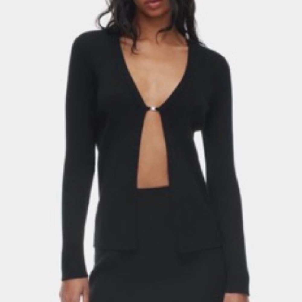 Aritzia Black Top - image 1